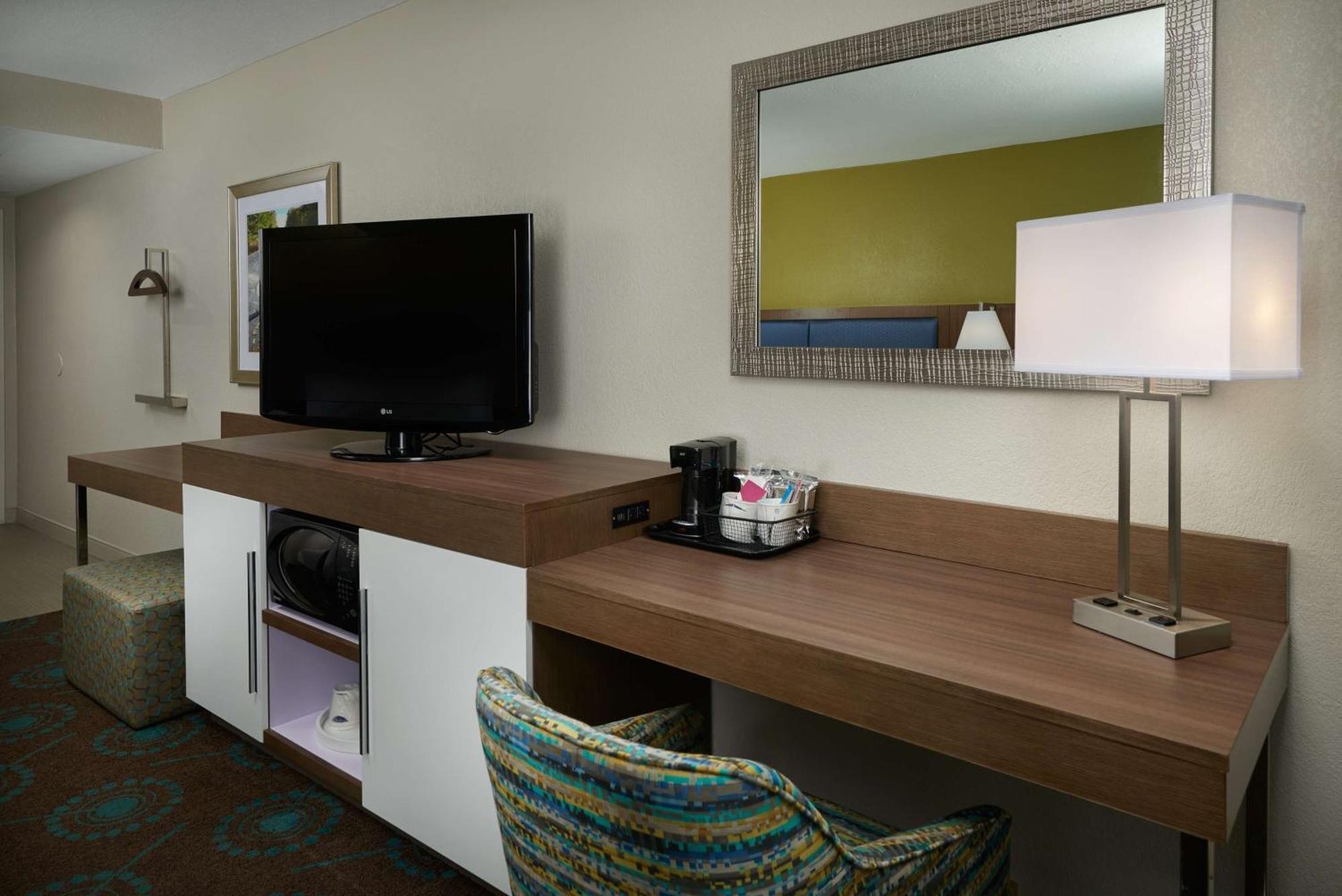 Hampton Hotel 3*