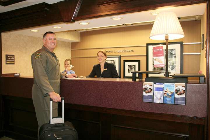 Hotel Hampton 3*